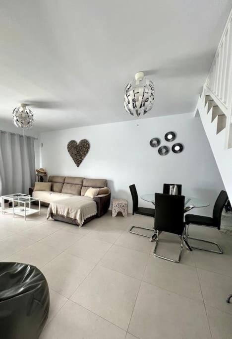 Lovely Villa Sanmar, Heated Pool Playa Blanca  Luaran gambar